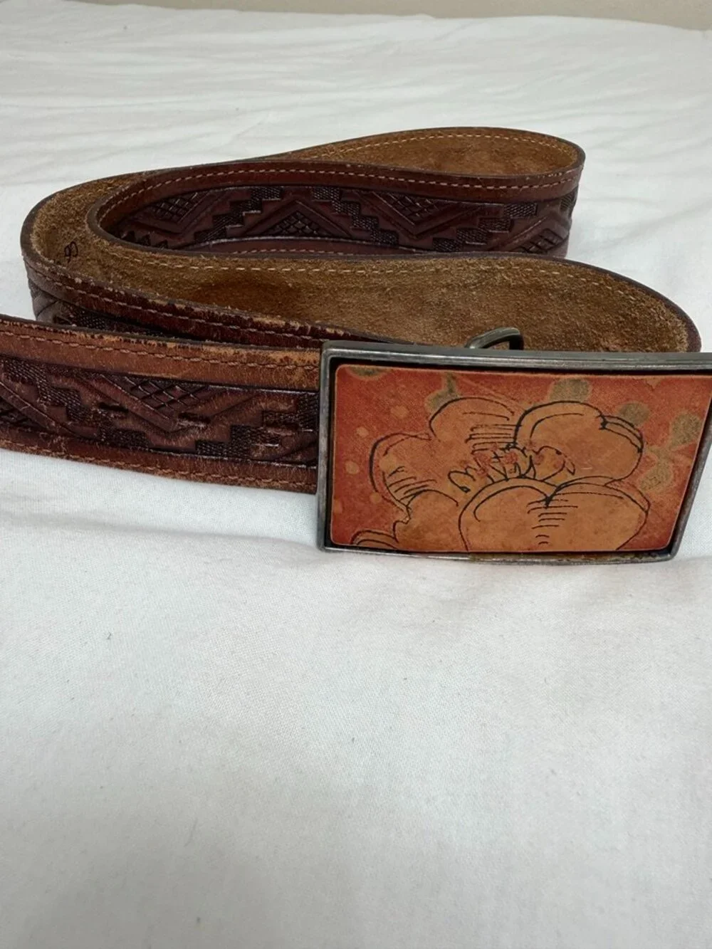 Vintage Brown Leather Floral Tooled Western Belt Buckle Plaque 36